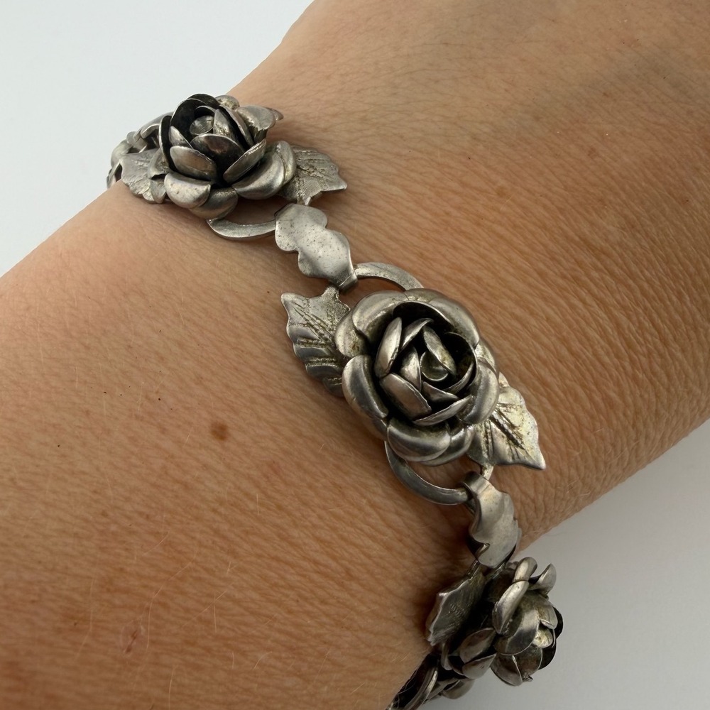 Vintage Rose Link Bracelet 7.5in Silver Tone Floral Victorian